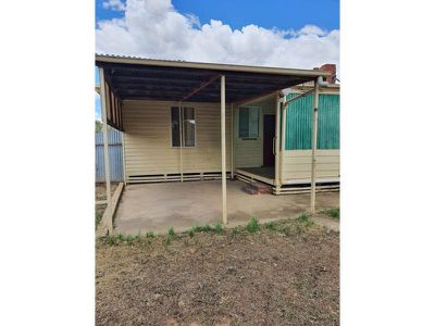 16 Queen Mary Avenue, Leitchville