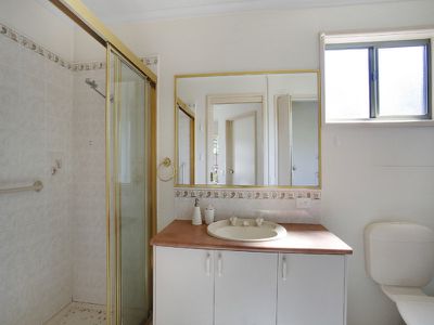 2 / 18 Garden Court, Keysborough