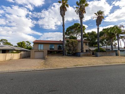 25 Liverpool Street , Shoalwater