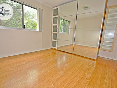 17 / 12 Meadow Crescent, Meadowbank