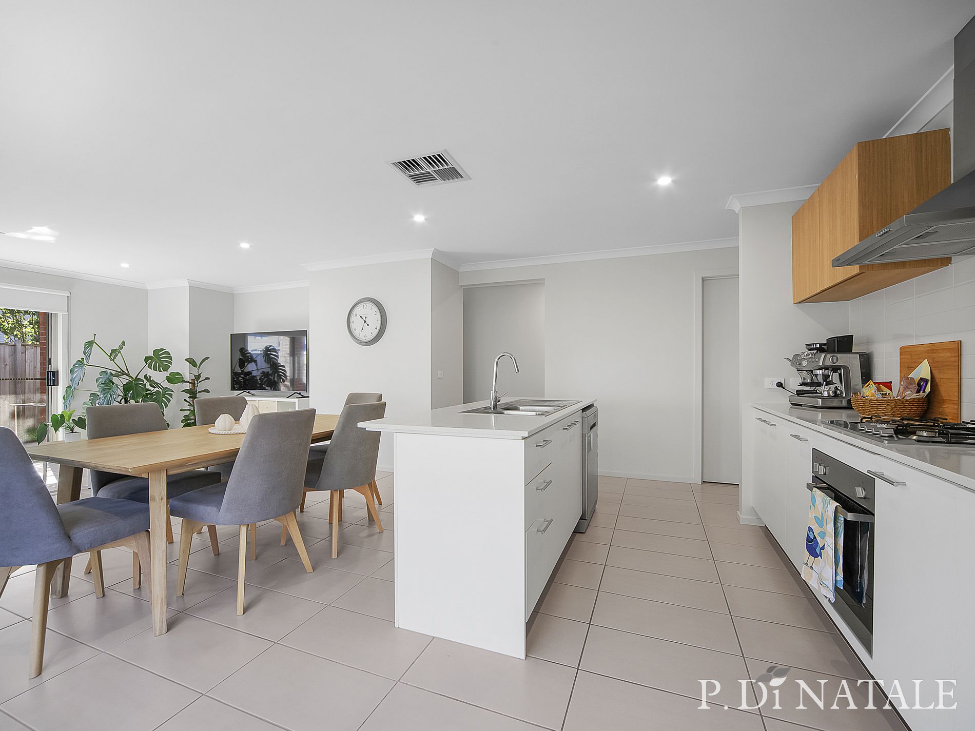 28 Gilded Road, Werribee