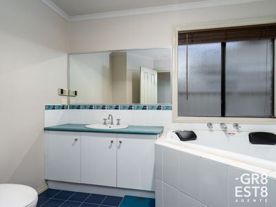 15 Fetlock Lane, Cranbourne East