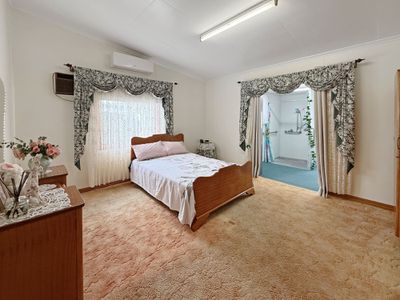 13 MARION STREET, Tolga