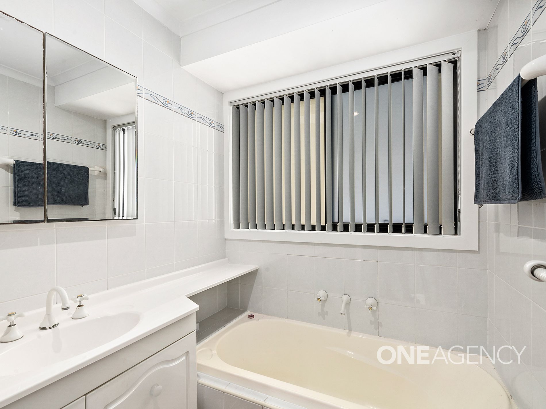 3 Cawdell Drive, Albion Park