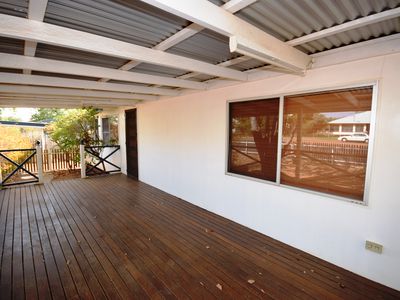 108 Cassowary Street, Longreach