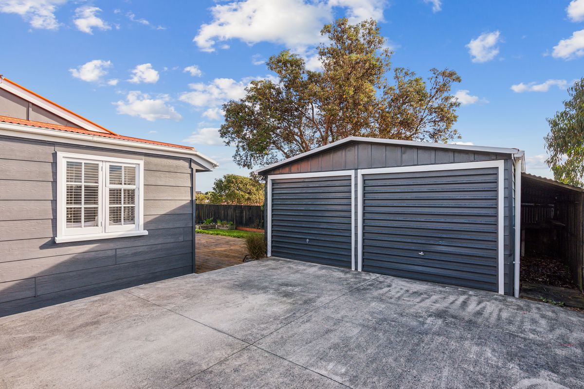 12 Hicks Crescent, Waikanae Beach