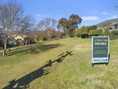 5 Cuthbert Street, Tawonga