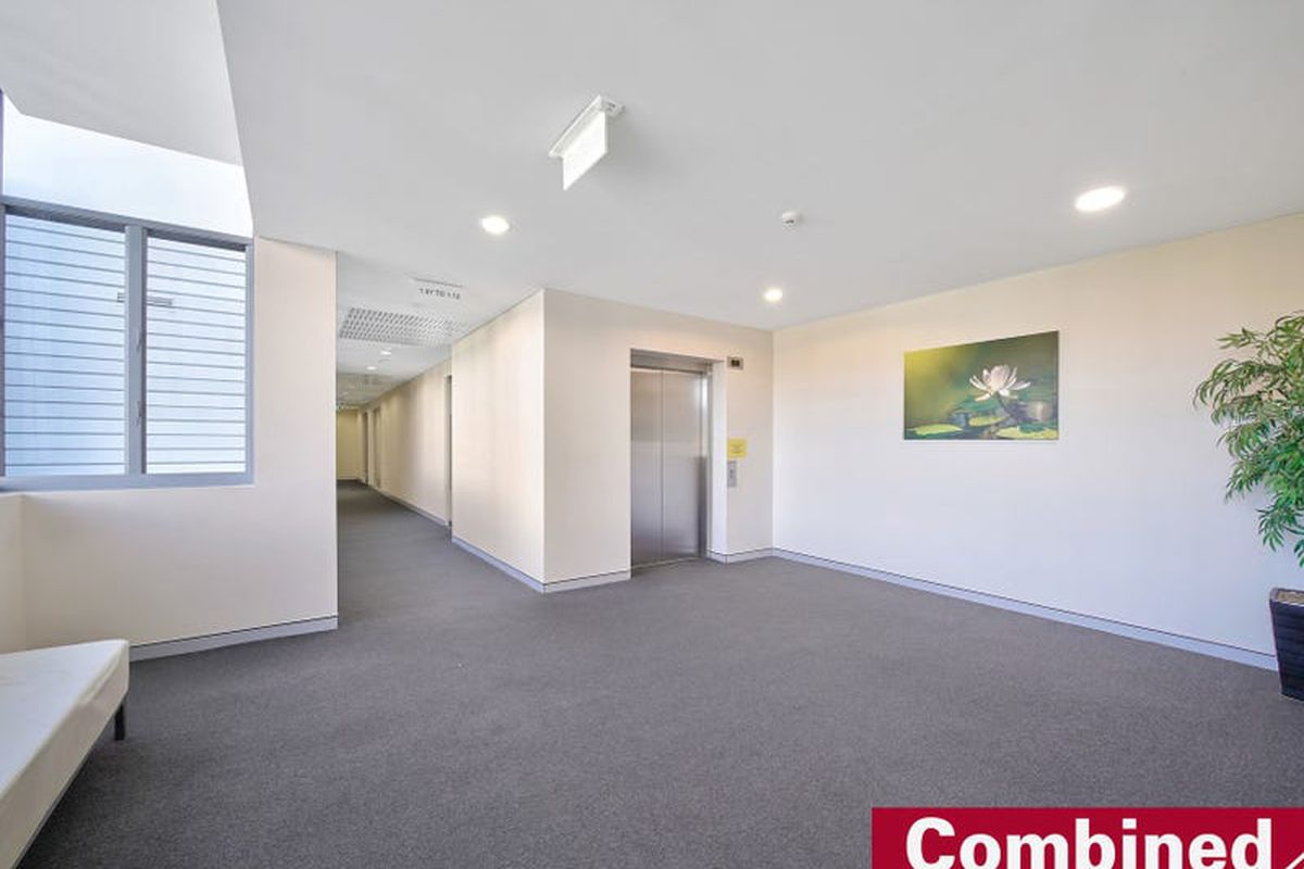 8-12/1 Centennial Drive, Campbelltown