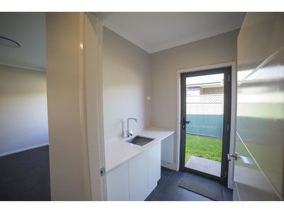 2 Avalon Place, Dubbo