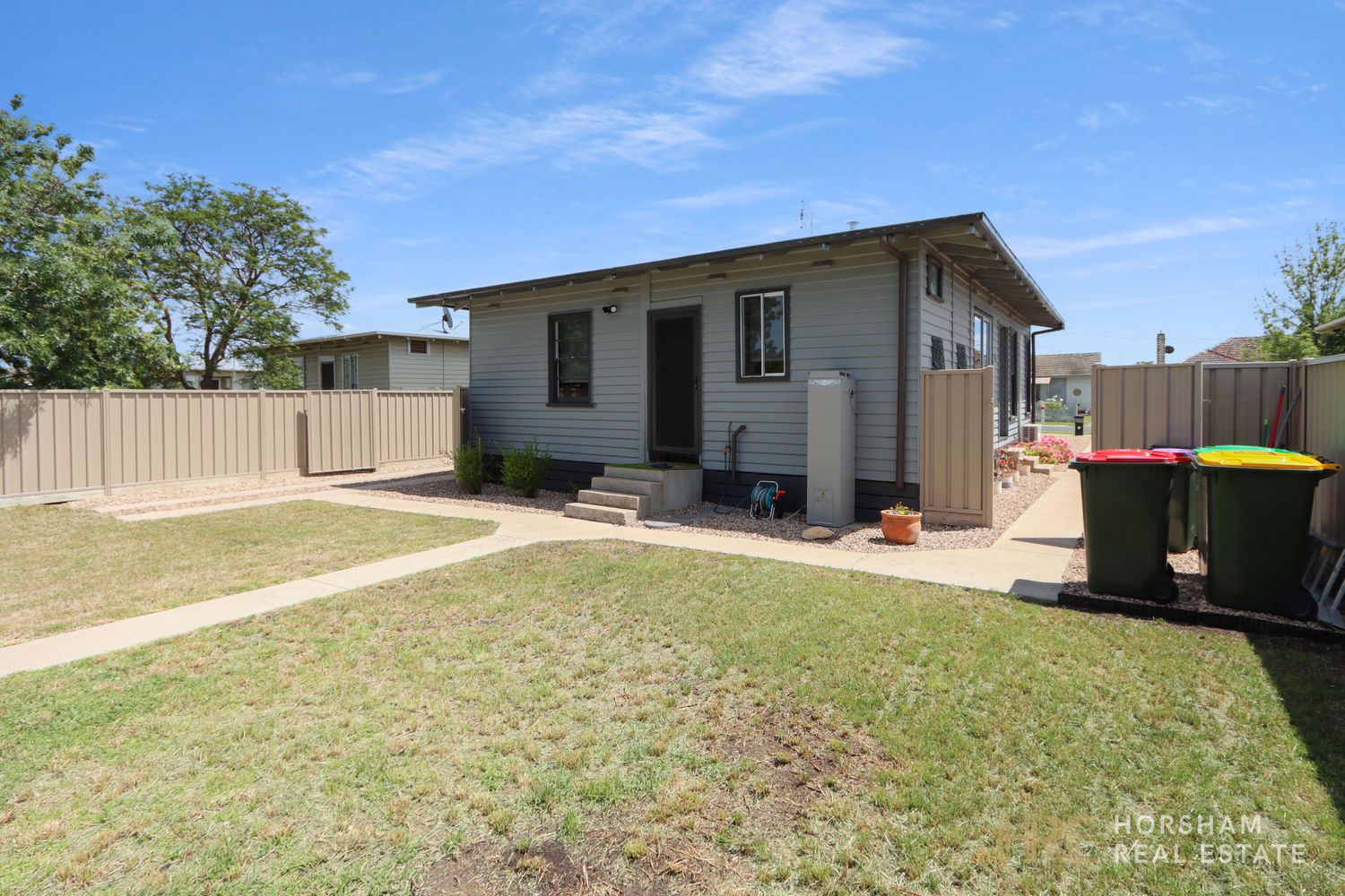 9 Elizabeth Street, Horsham