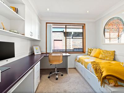 18 Dudgeon Street, Albion Park