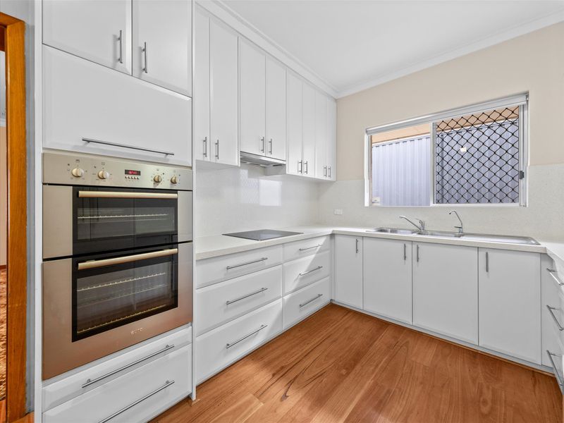 12 Barrington Street, Spearwood