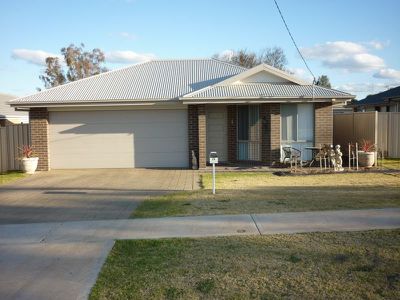 54 Catherine Drive, Dubbo