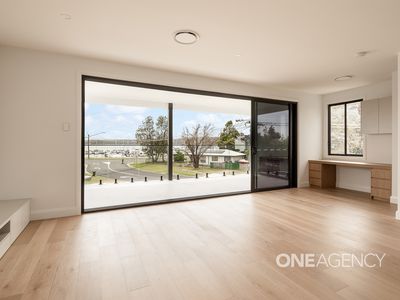 2 / 21a Golf Links Drive, Batemans Bay