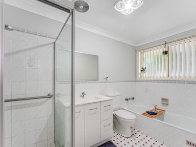 2 / 5-7 Winpara Close, Tahmoor