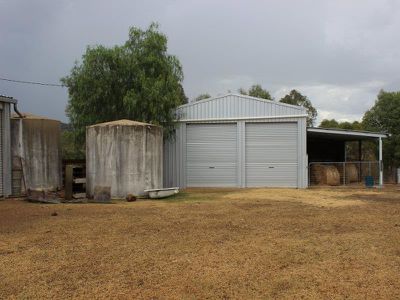 1735 The Bridle Track, Bruinbun