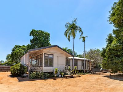 16 Anne Street, Broome