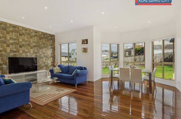 8 Grange Rise, Craigieburn