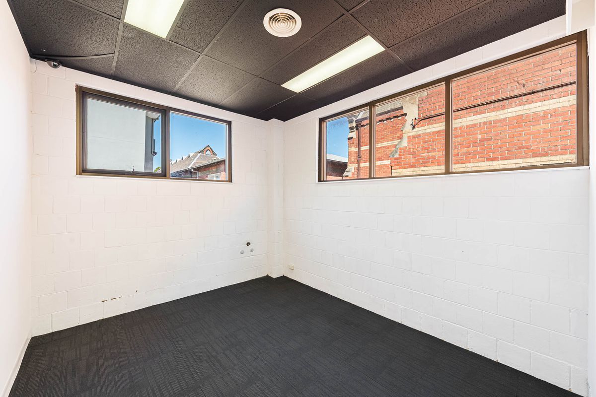 1 / 77 Paisley Street, Footscray