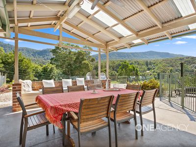 274 Sheaffes Road, Dombarton