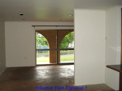 17 Rose Street, Atherton