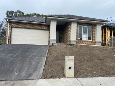 177 Fairways Boulevard, Craigieburn