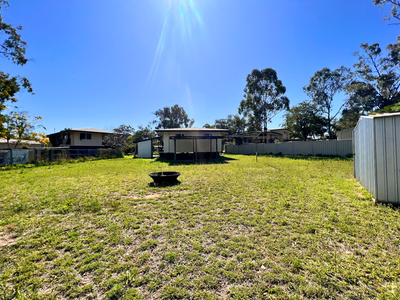 8 Calvert Court, Dysart