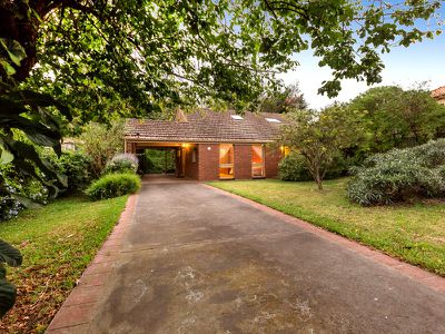 72 Valley Drive, Rye
