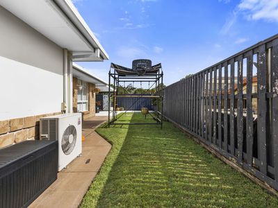 2 Eggleton Place, Wakerley