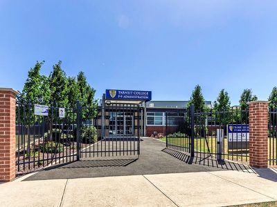 42 Ceratta Crescent, Tarneit