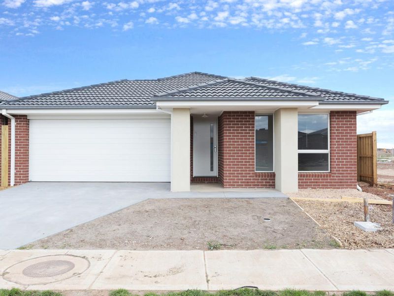 32 Ballantine Street, Tarneit