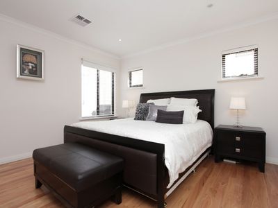 15A Steyning Way, Westminster