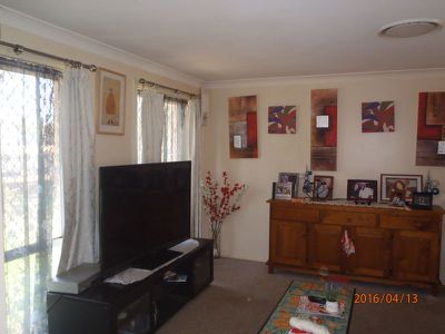 2 John Glenn Place, Dubbo
