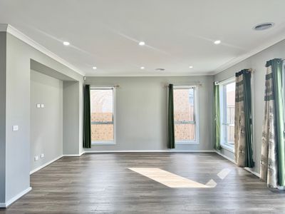 2 Semolina Street, Manor Lakes