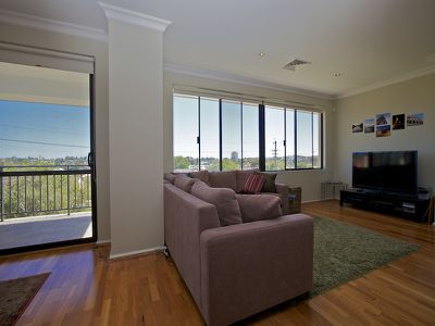 26 Weaponess Road, Scarborough