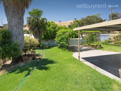 6 VISTA COURT, Bellbridge