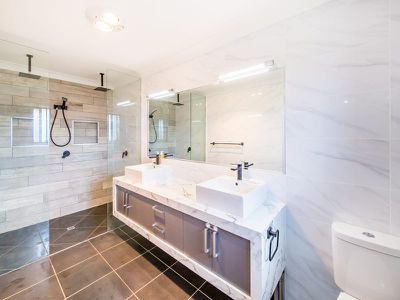 135-137 Premier Drive, Kingaroy
