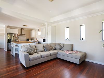 28A Ramsdale Street, Doubleview