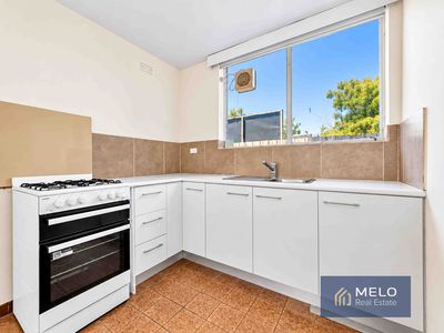 1 / 53 Hyde Street, Footscray