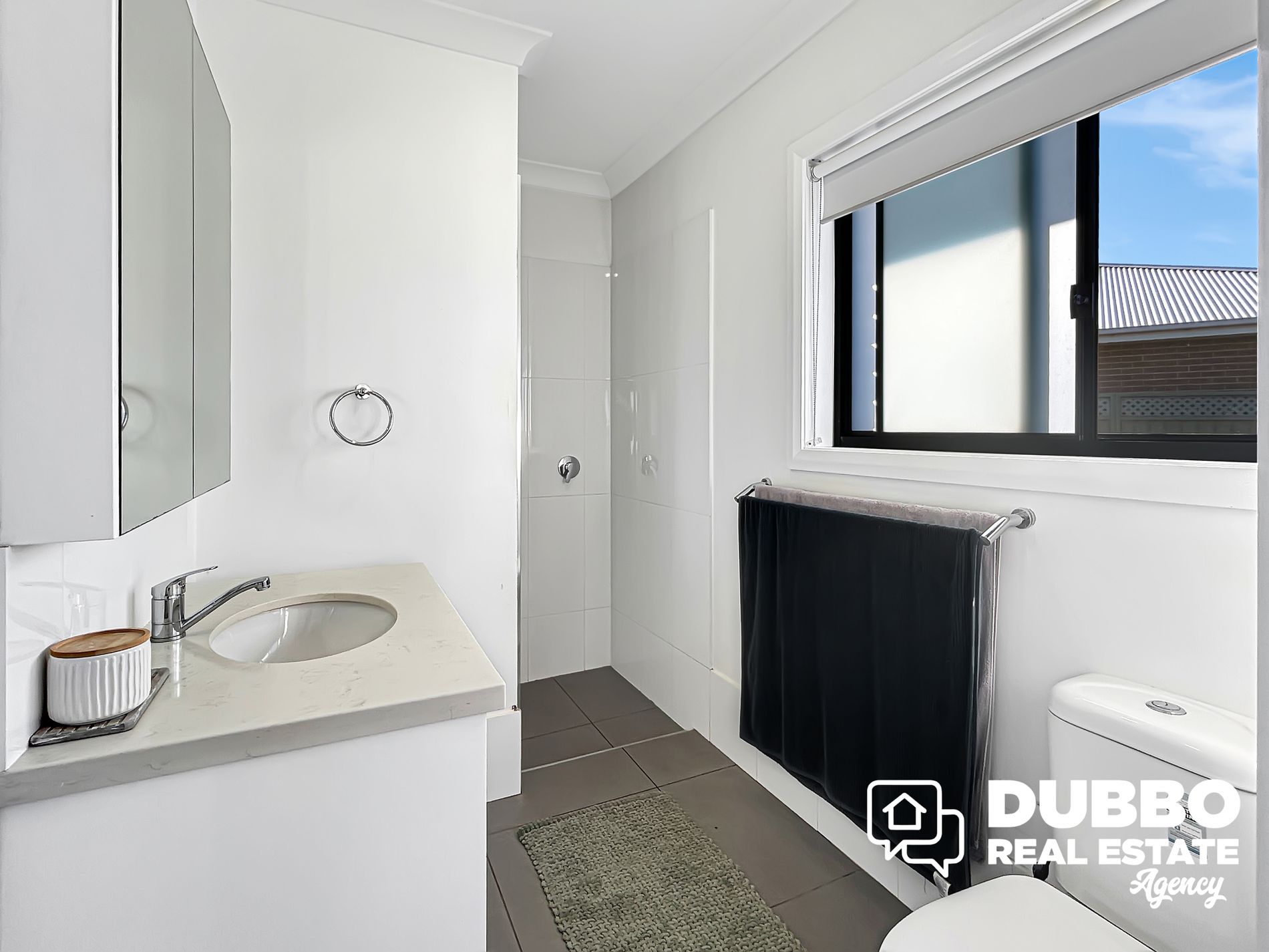 11 Waterfall Crescent, Dubbo
