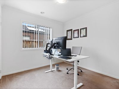 5 Selleck Drive, Point Cook