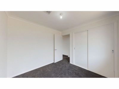 7 Pelagic Court, Dubbo