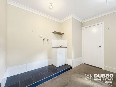 4B Keswick Parkway, Dubbo
