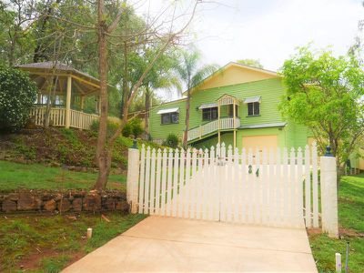 24 Hospital Terrace, Nanango