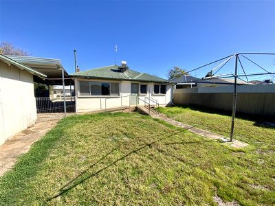 5 Ryan Street, Forbes