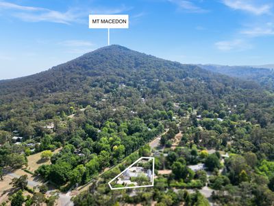 18 Salisbury Road, Mount Macedon