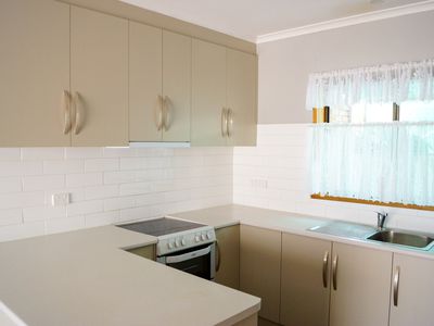 2 / 5 Pynsent Street, Horsham