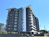 unit 201 / 8 Hunt Street, Hamilton