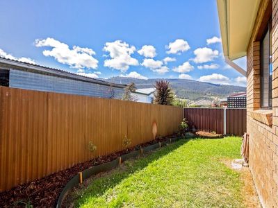 Unit 2 / 39 Sale Street, Huonville