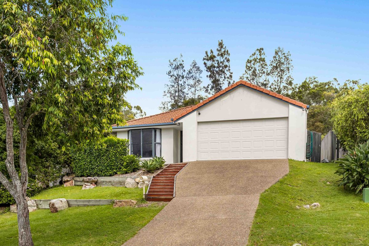 Spacious Family Living with Fresh Updates & Inviting Outdoor Entertaining